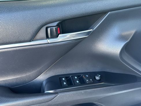 Certified 2019 Toyota Camry SE w/ Protection Package (Q2) image 10