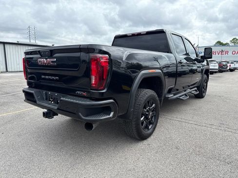 Used 2022 GMC Sierra 2500 AT4 w/ Gooseneck/5TH Wheel Package AWD/4WD image 6