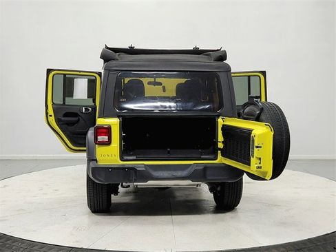 Used 2023 Jeep Wrangler Sport S image 14