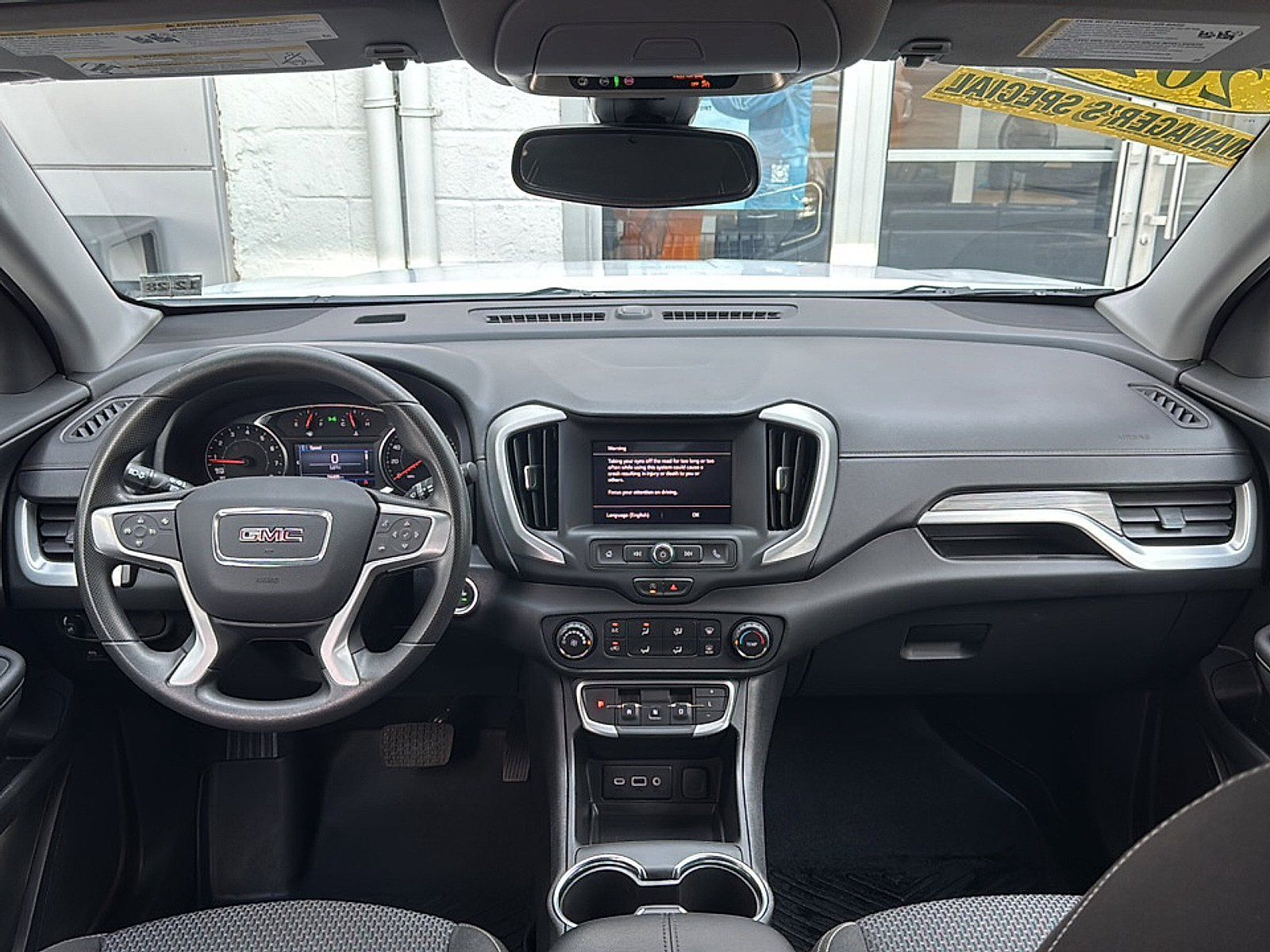 Used 2024 GMC Terrain SLE FWD image 24