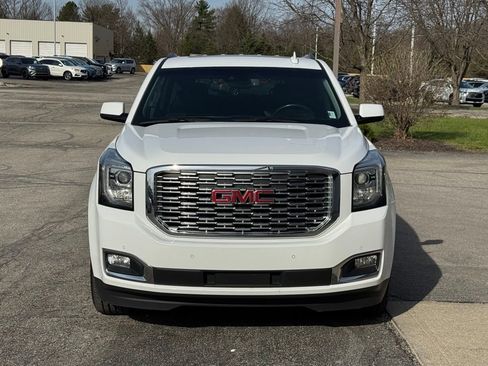 Used 2018 GMC Yukon Denali w/ Open Road Package image 8