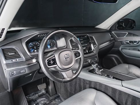 Used 2020 Volvo XC90 T6 Momentum w/ Protection Package Premier AWD/4WD image 32
