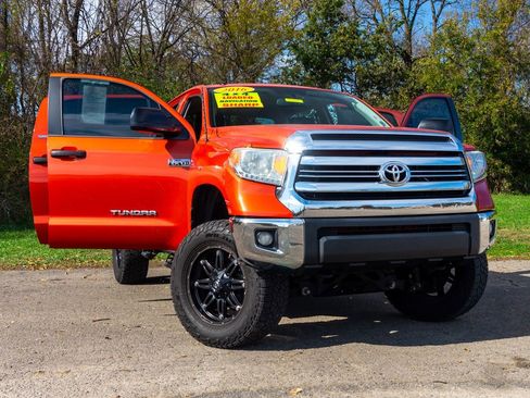 Used 2016 Toyota Tundra SR5 w/ TRD Off Road Package image 13