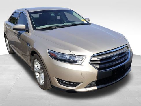 Used 2017 Ford Taurus SEL FWD image 8