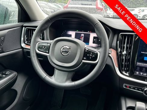 Used 2025 Volvo V60 B5 Cross Country Plus AWD/4WD image 47