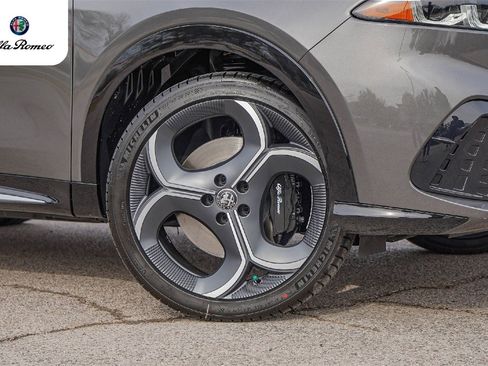 New 2026 Alfa Romeo Tonale image 2