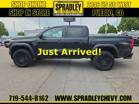Used 2023 Chevrolet Colorado Trail Boss w/ Advanced Trailering Package AWD/4WD image 1