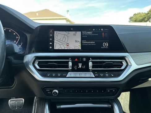 Used 2022 BMW M440i xDrive Gran Coupe w/ Premium Package image 41