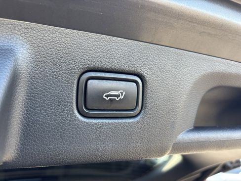 Used 2020 Hyundai Palisade Limited image 25