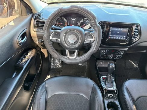 Used 2021 Jeep Compass Latitude FWD image 20