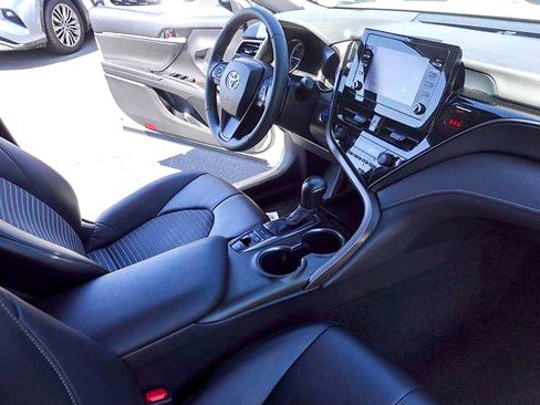 Certified 2023 Toyota Camry SE FWD image 12