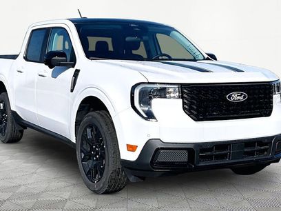 New 2026 Ford Maverick Lariat w/ Black Appearance Package