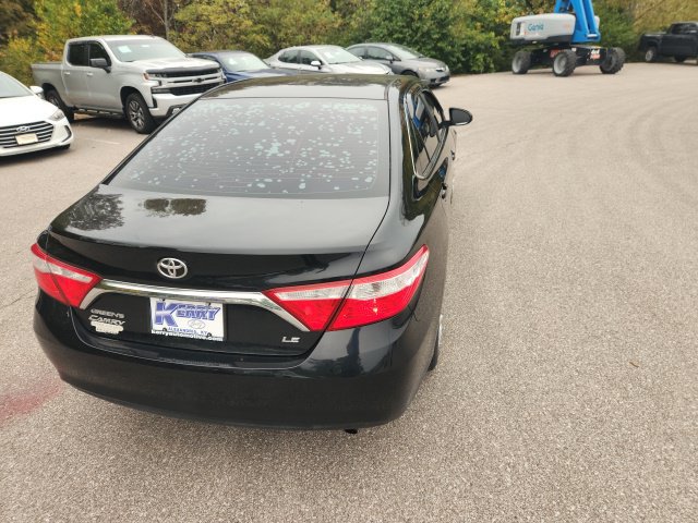 Used 2017 Toyota Camry LE FWD image 10