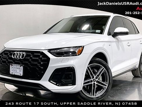Used 2023 Audi Q5 e Prestige w/ Prestige Package image 1