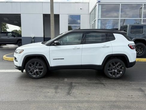 New 2026 Jeep Compass Limited image 5
