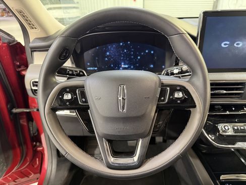 Used 2023 Lincoln Corsair FWD image 15