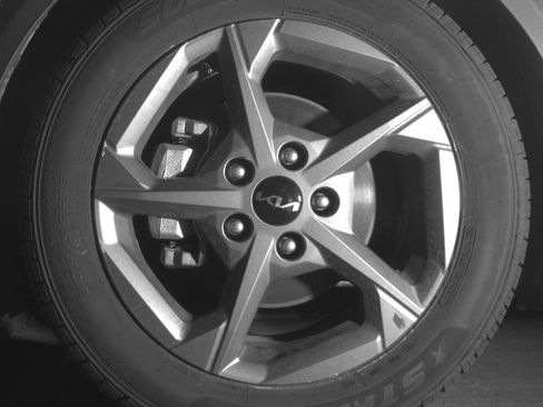 Used 2025 Kia K4 LXS image 12