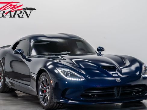 Used 2017 Dodge Viper GTC w/ GTS Interior Package image 7