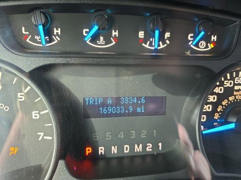 Used 2014 Ford F150 STX w/ Equipment Group 201A Mid image 19