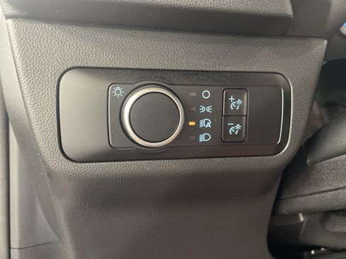 Used 2025 Ford Escape ST-Line AWD/4WD image 18