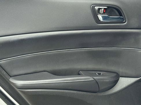 Used 2014 Acura ILX image 11
