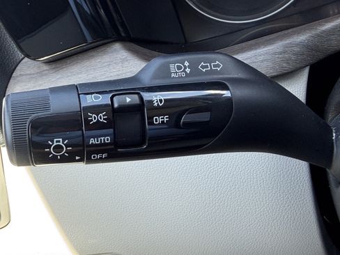 Used 2023 Kia Sorento EX FWD image 25