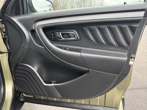 Used 2012 Ford Taurus SEL image 24