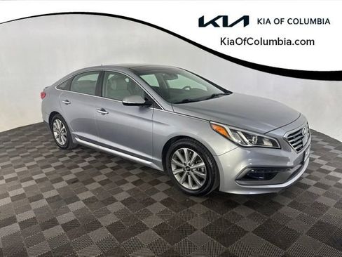 Used 2016 Hyundai Sonata Limited w/ Option Group 05 FWD image 1