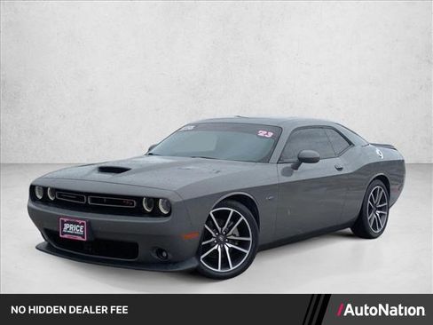 Used 2023 Dodge Challenger R/T RWD image 1
