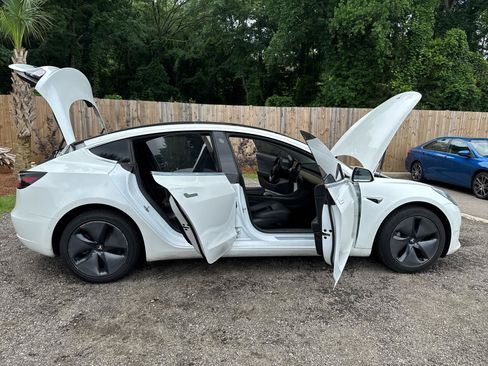 Used 2019 Tesla Model 3 Standard Range Plus RWD image 16