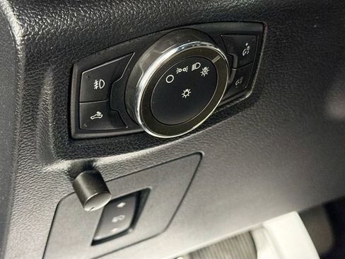 Used 2016 Ford F150 XLT w/ Equipment Group 302A Luxury AWD/4WD image 10