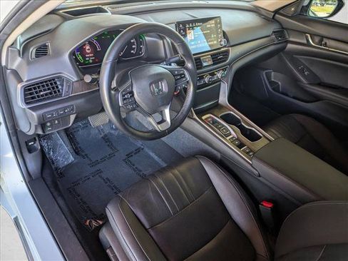 Used 2019 Honda Accord Touring image 10