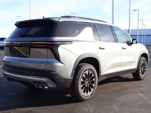 New 2026 Chevrolet Traverse Z71 w/ Enhanced Driving Package image 8