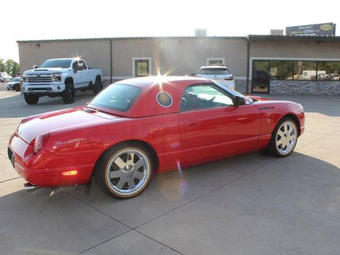 Used 2002 Ford Thunderbird RWD image 12
