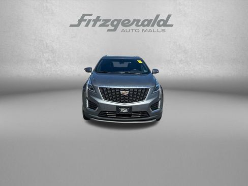 Used 2021 Cadillac XT5 Premium Luxury AWD/4WD image 2