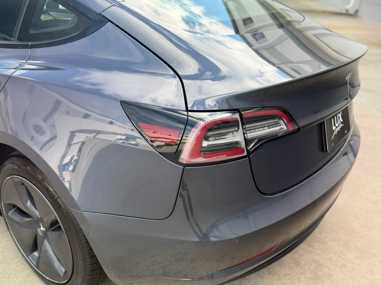 Used 2022 Tesla Model 3 Long Range AWD/4WD image 12