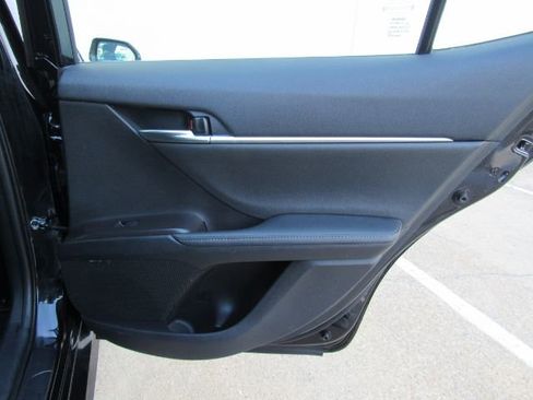 Used 2024 Toyota Camry XLE image 25