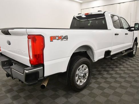 Used 2024 Ford F350 XLT w/ FX4 Off-Road Package image 7