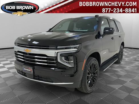 Used 2025 Chevrolet Tahoe LT AWD/4WD image 1