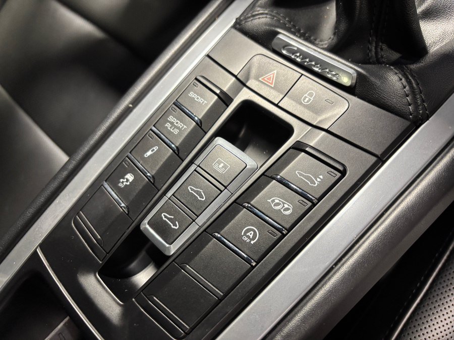 Used 2013 Porsche 911 Carrera 4S AWD/4WD image 13