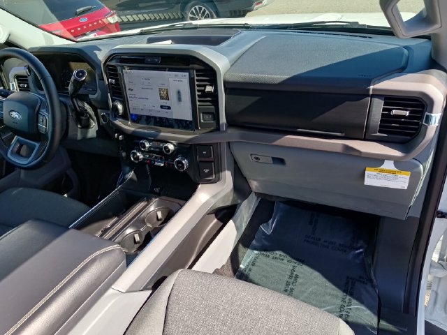 Used 2025 Ford F150 XLT w/ Equipment Group 302A MID AWD/4WD image 15