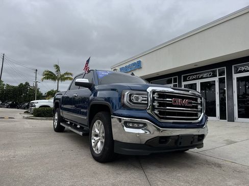 Used 2018 GMC Sierra 1500 SLT AWD/4WD image 30