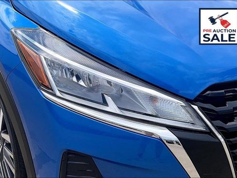 Used 2023 Nissan Kicks SV FWD image 28