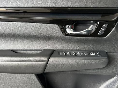 Used 2025 Honda CR-V EX-L image 11