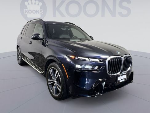 Used 2024 BMW X7 xDrive40i w/ M Sport Package AWD/4WD image 2