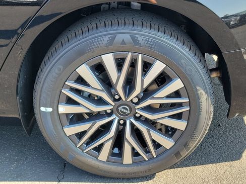 New 2026 Nissan Altima 2.5 SV AWD/4WD image 16