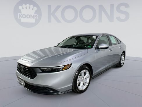 Used 2025 Honda Accord LX image 1