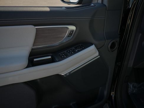 New 2026 Ford Expedition Platinum w/ Platinum Ultimate Package image 27