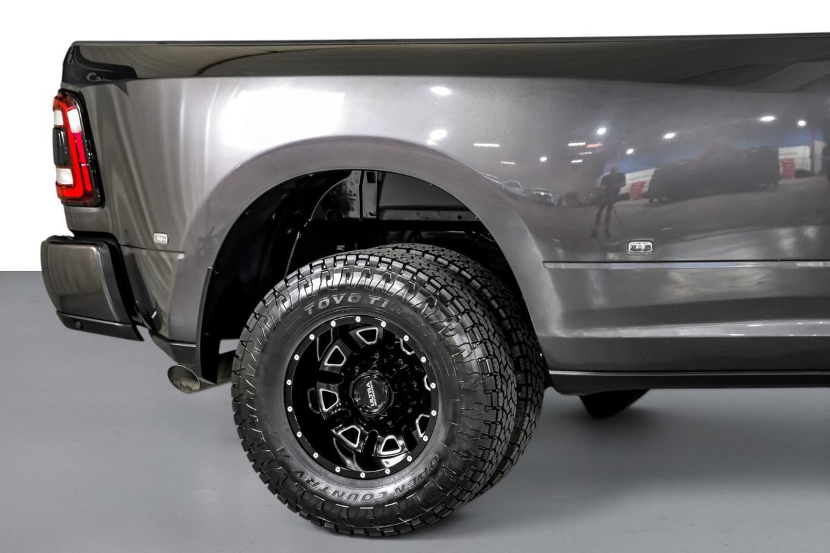 Used 2024 RAM 3500 Laramie w/ Night Edition AWD/4WD image 6