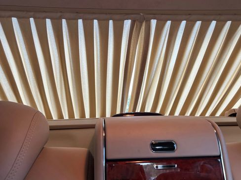 Used 2004 Maybach 57 RWD image 29
